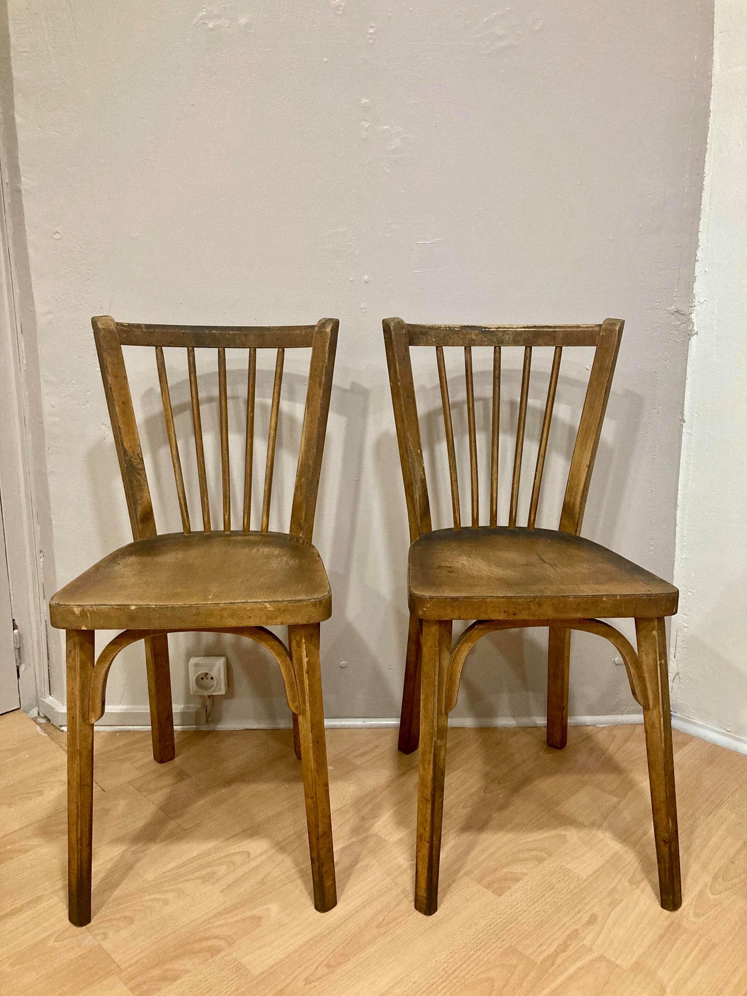 Lot of 2 Baumann chairs