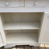 Little Parisian buffet