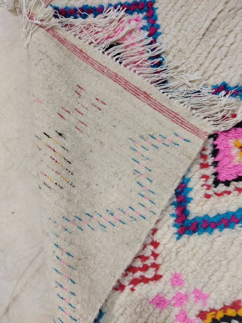 Handmade Moroccan Berber rug 253 X 143 CM