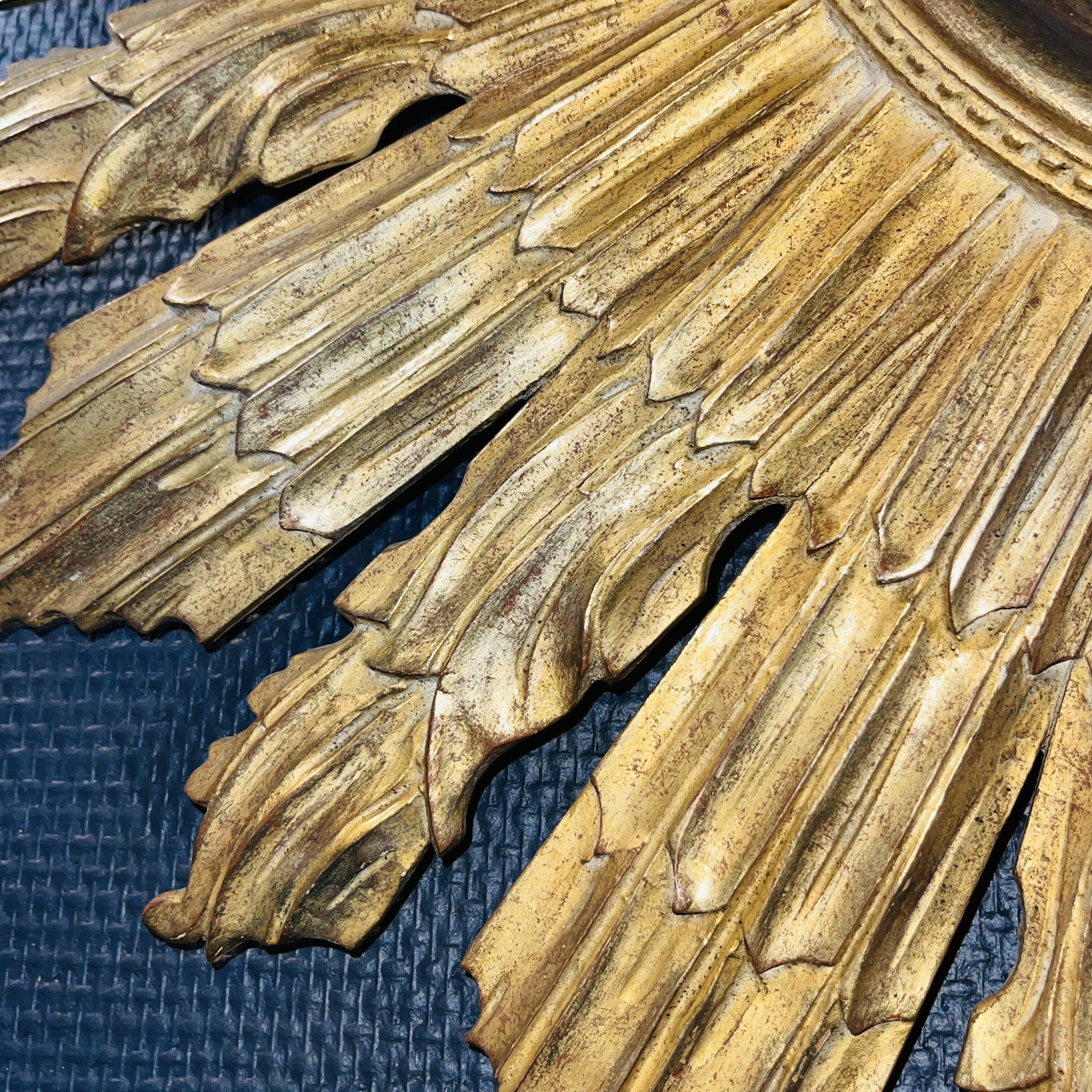 Miroir de sorcière, bois sculpté doré, ca 1950