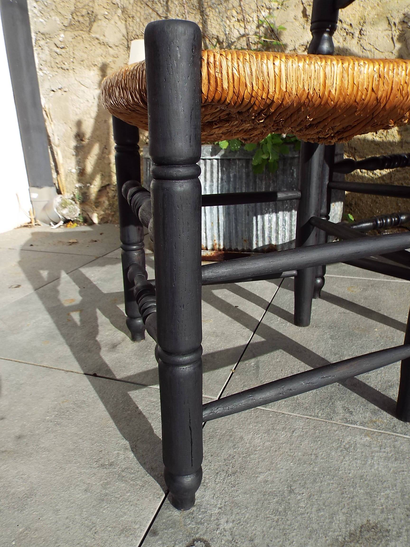 6 straw chairs with high backs