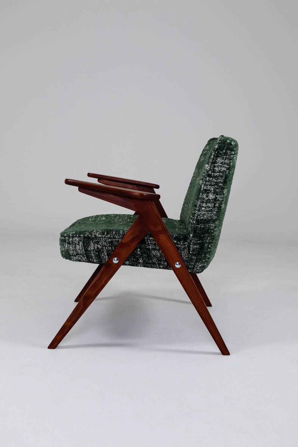 Fauteuil scandinave Space Age en bois et tissu vert
