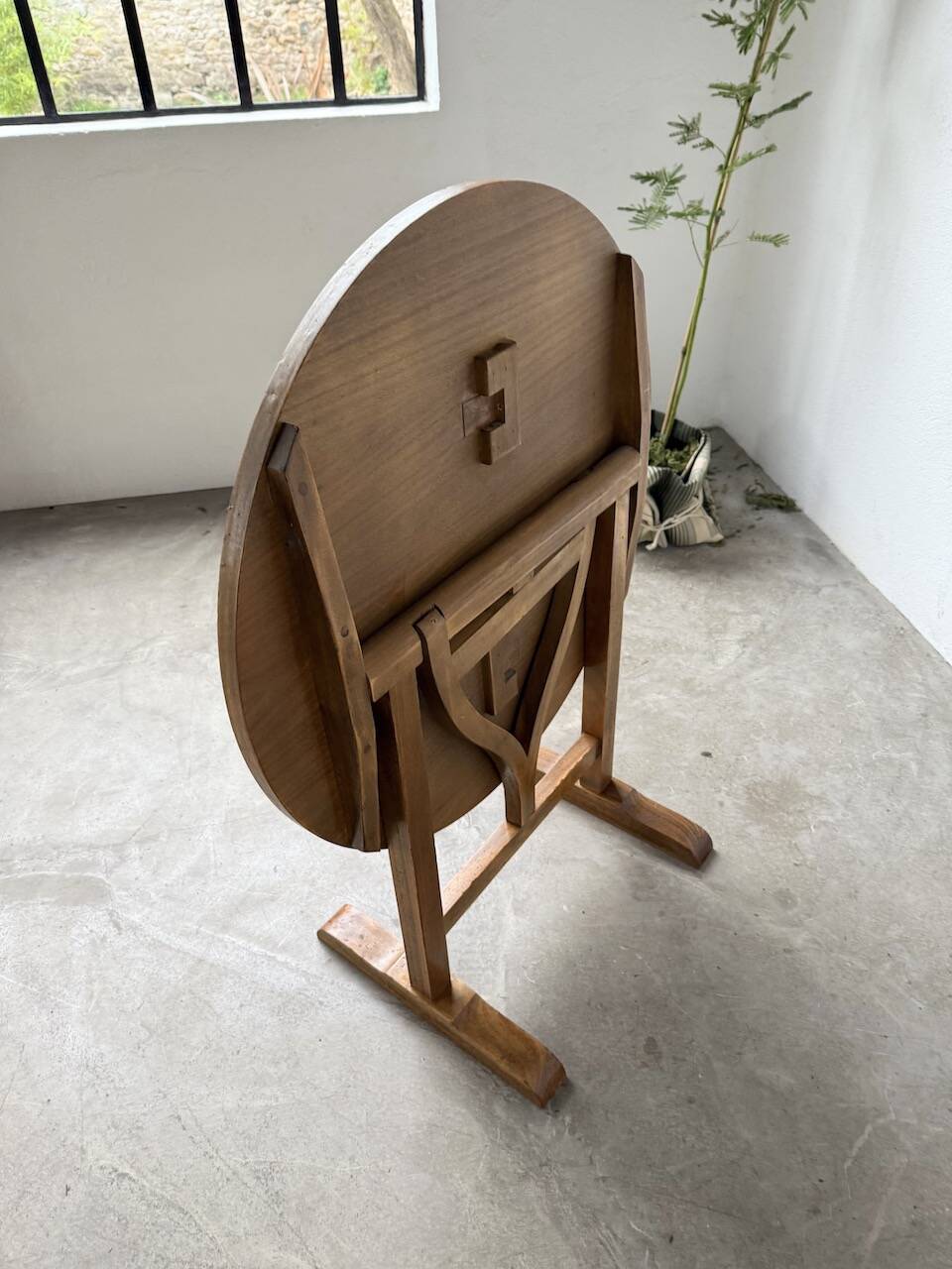 80s folding winegrower's table