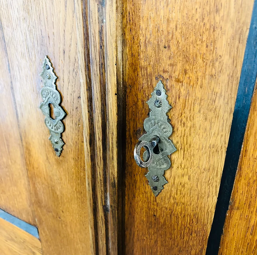 Antique oak cabinet