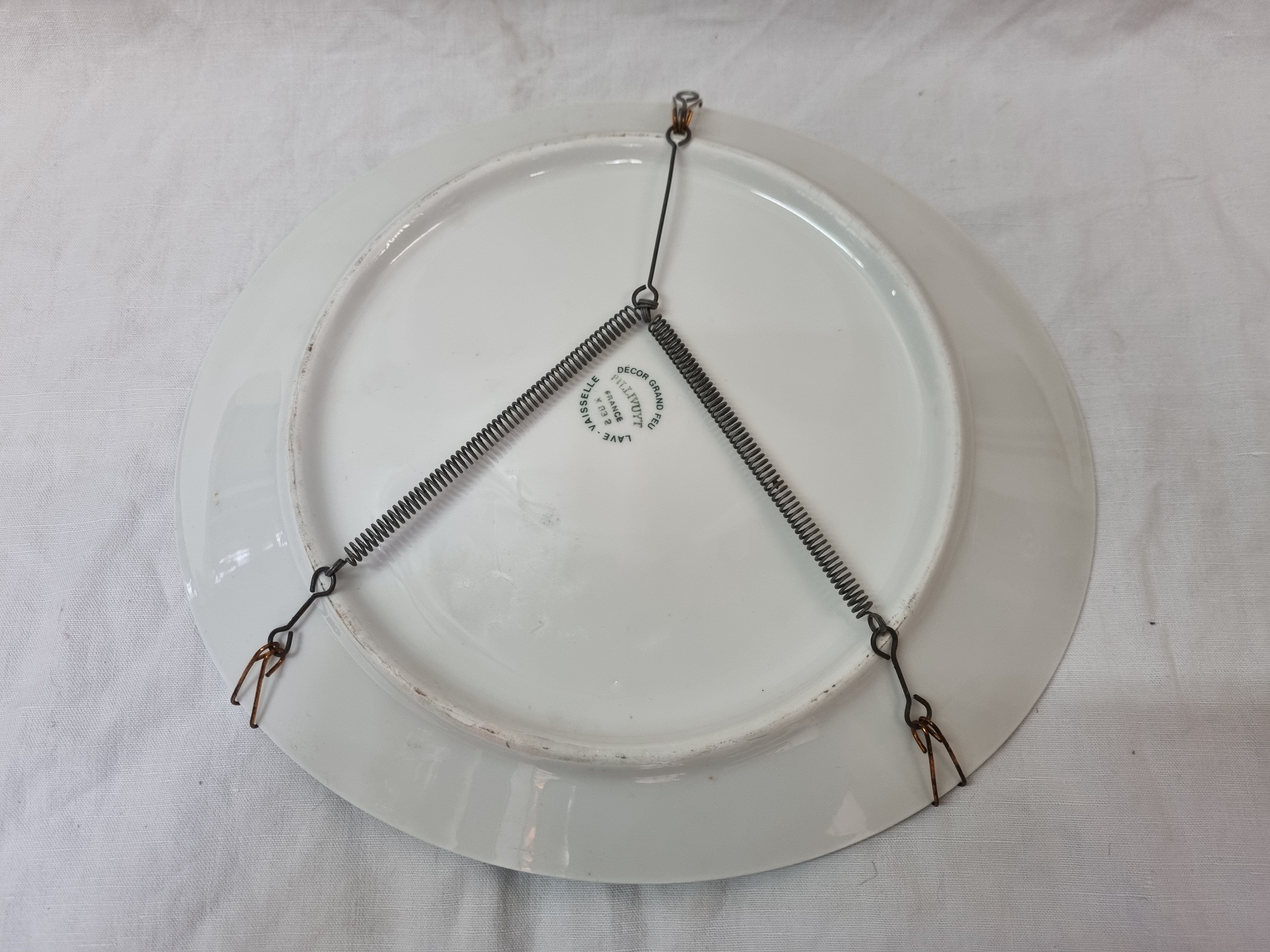 Blue lobster plate, Pillivuyt