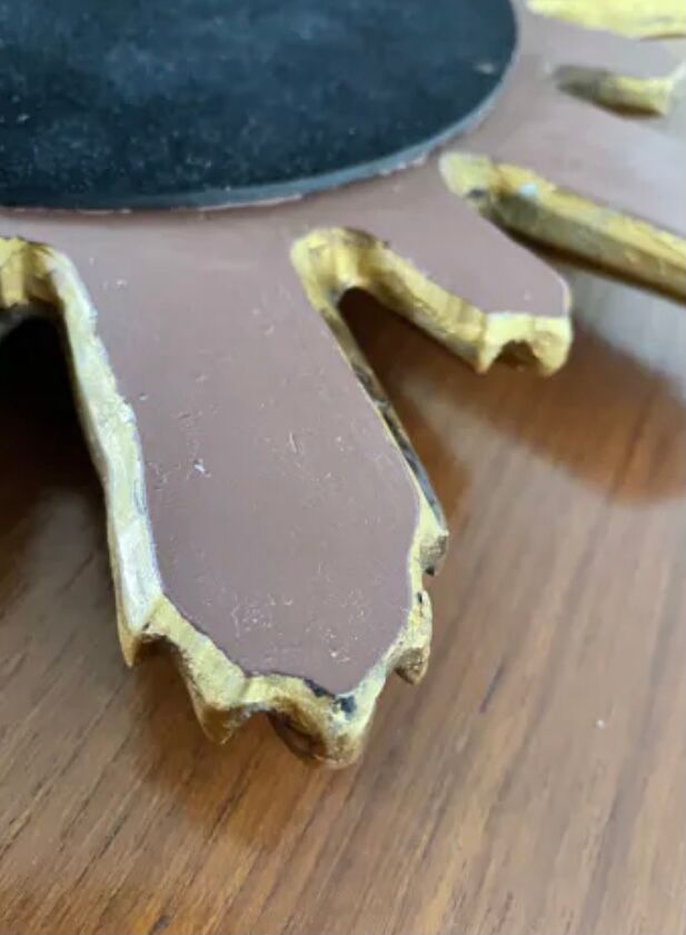 Vintage sun mirror in golden resin 60s/70s