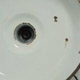 Enamelled sheet metal suspension