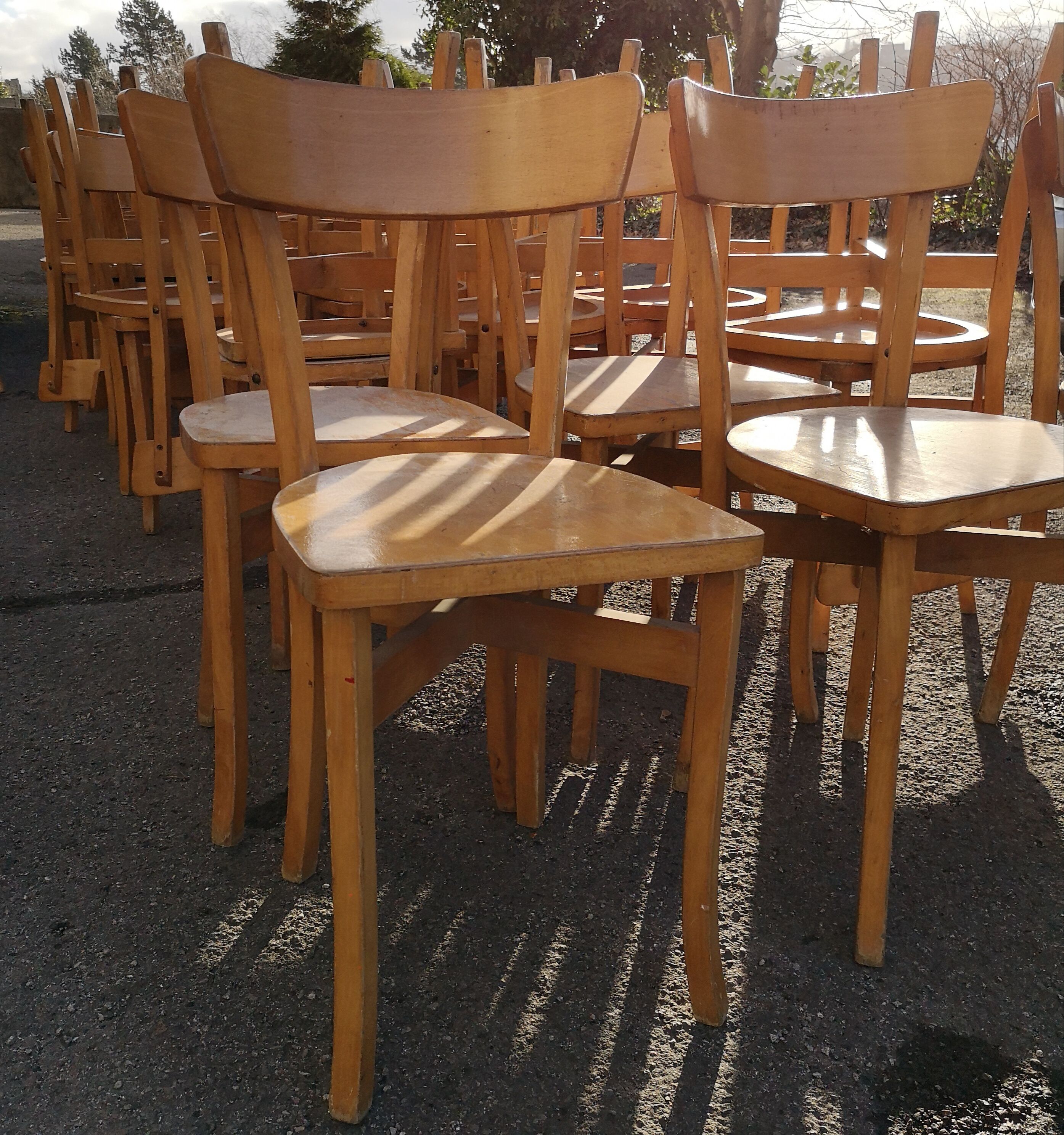 Lot de 30 chaises bistrot