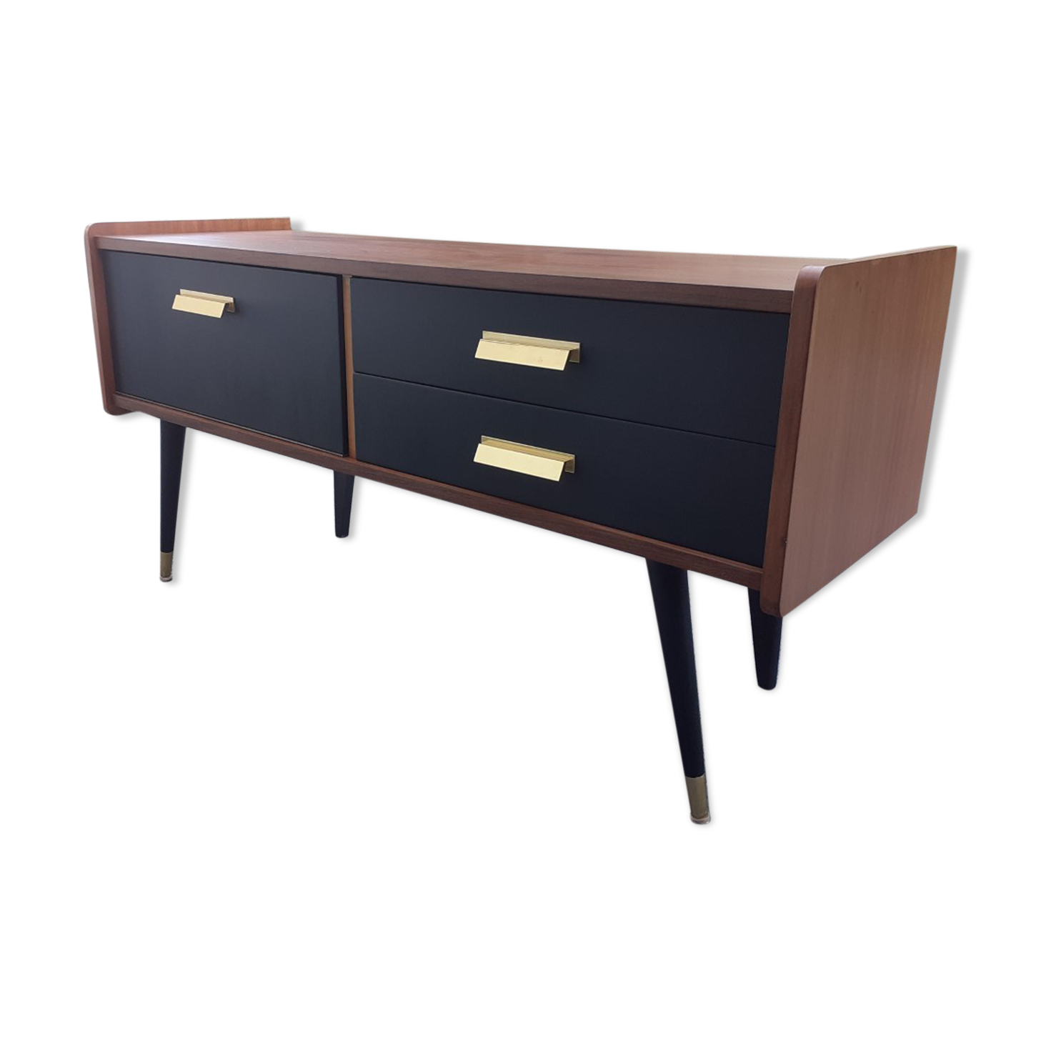 Small vintage thread