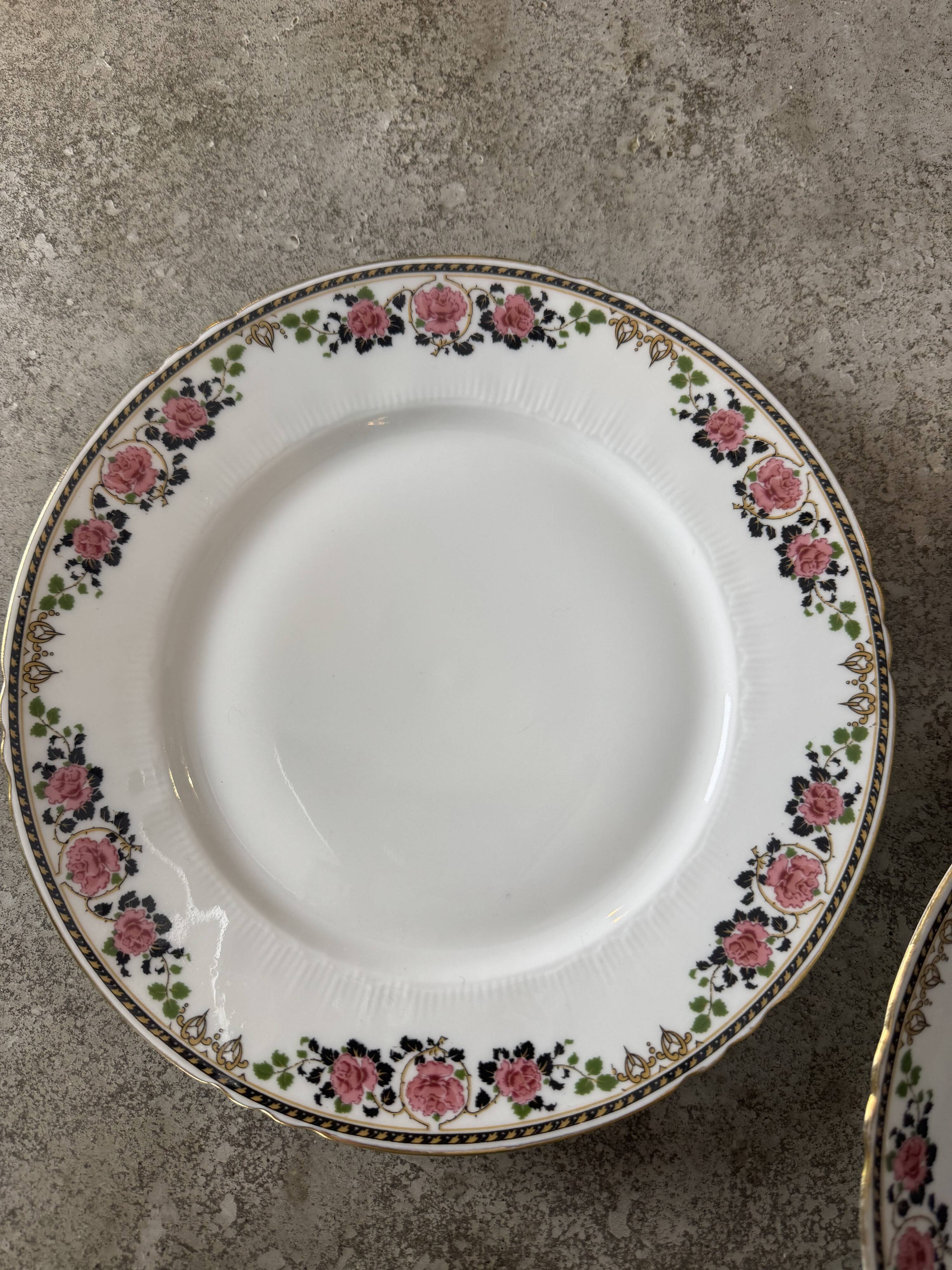 66-piece Limoges porcelain service, mid-20th century