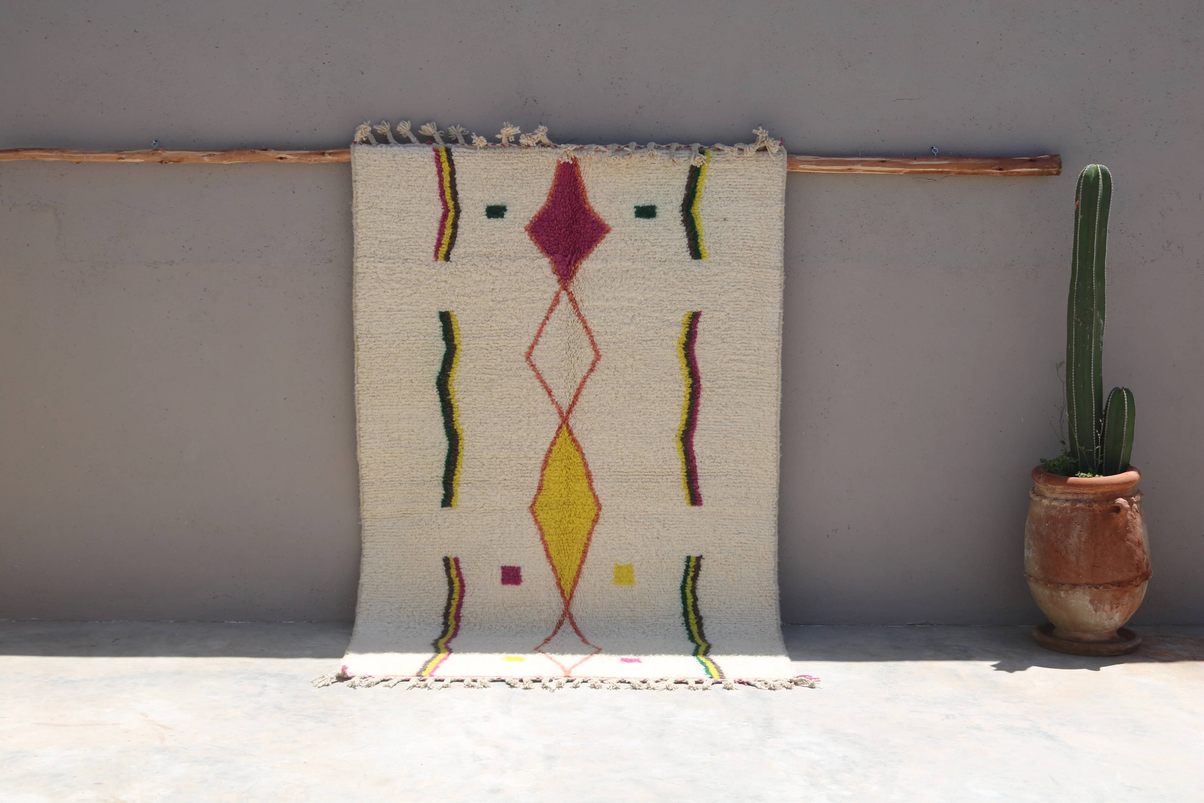 Handmade Azilal rug, 230 x 155 cm, AZ823