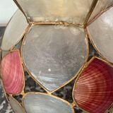 Mother-of-pearl suspension