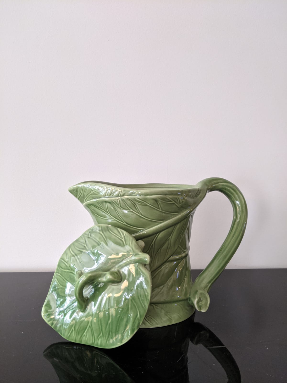 Leaf teapot