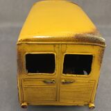 Model reproduction car citroën type h metal tin