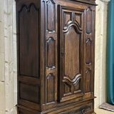 Bonnetière Bordeaux XVIIIth in walnut and cherry