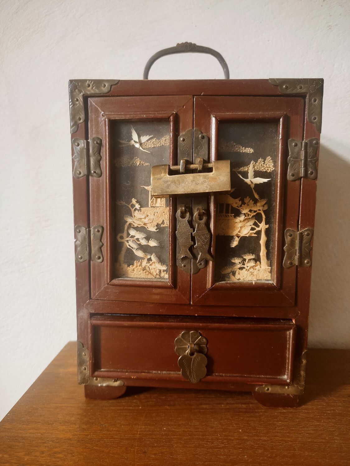 Chinese jewelry box