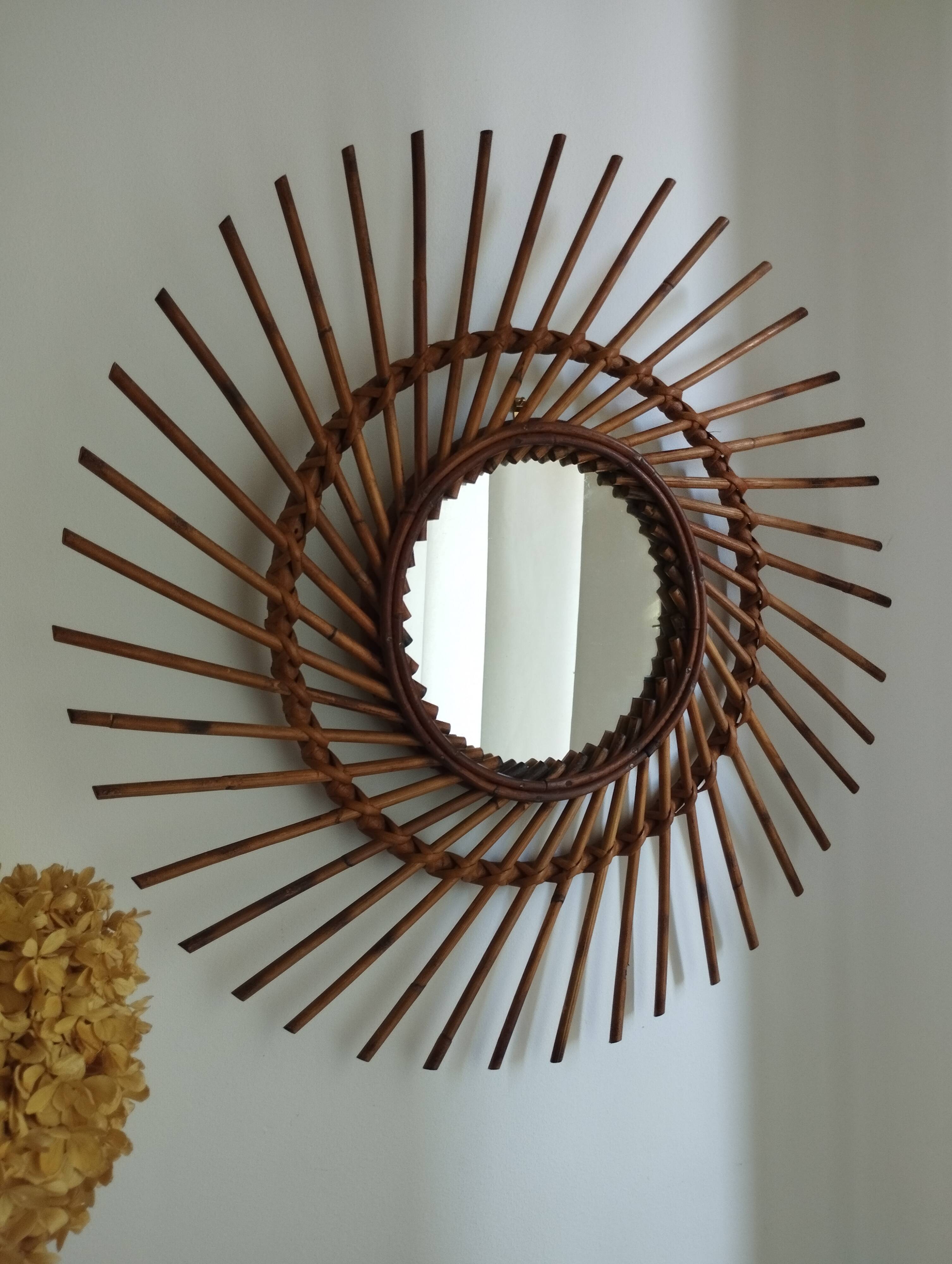 Large vintage bamboo and rattan sun mirror 53 cm in diameter