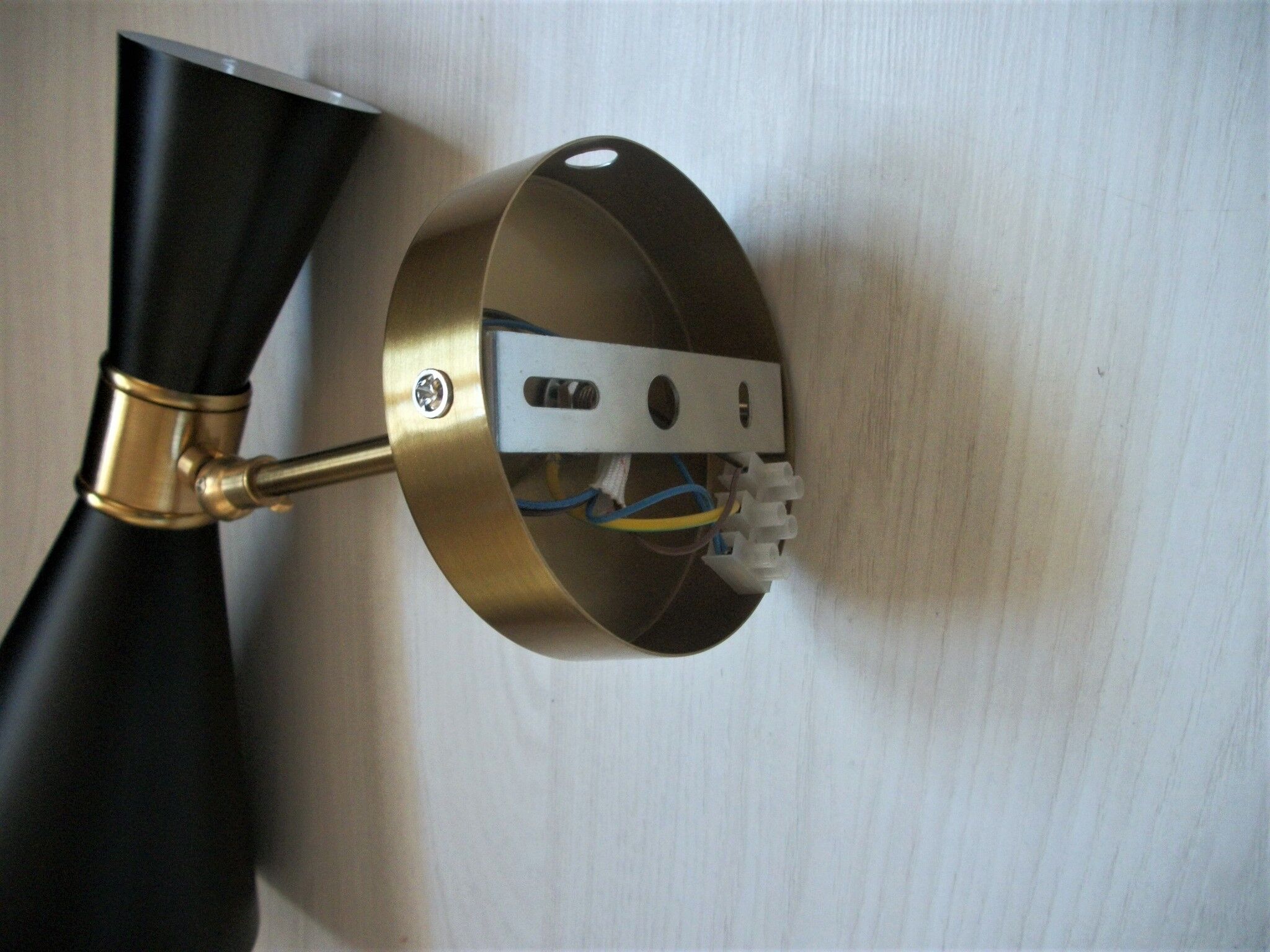 Pair of Italian wall sconces