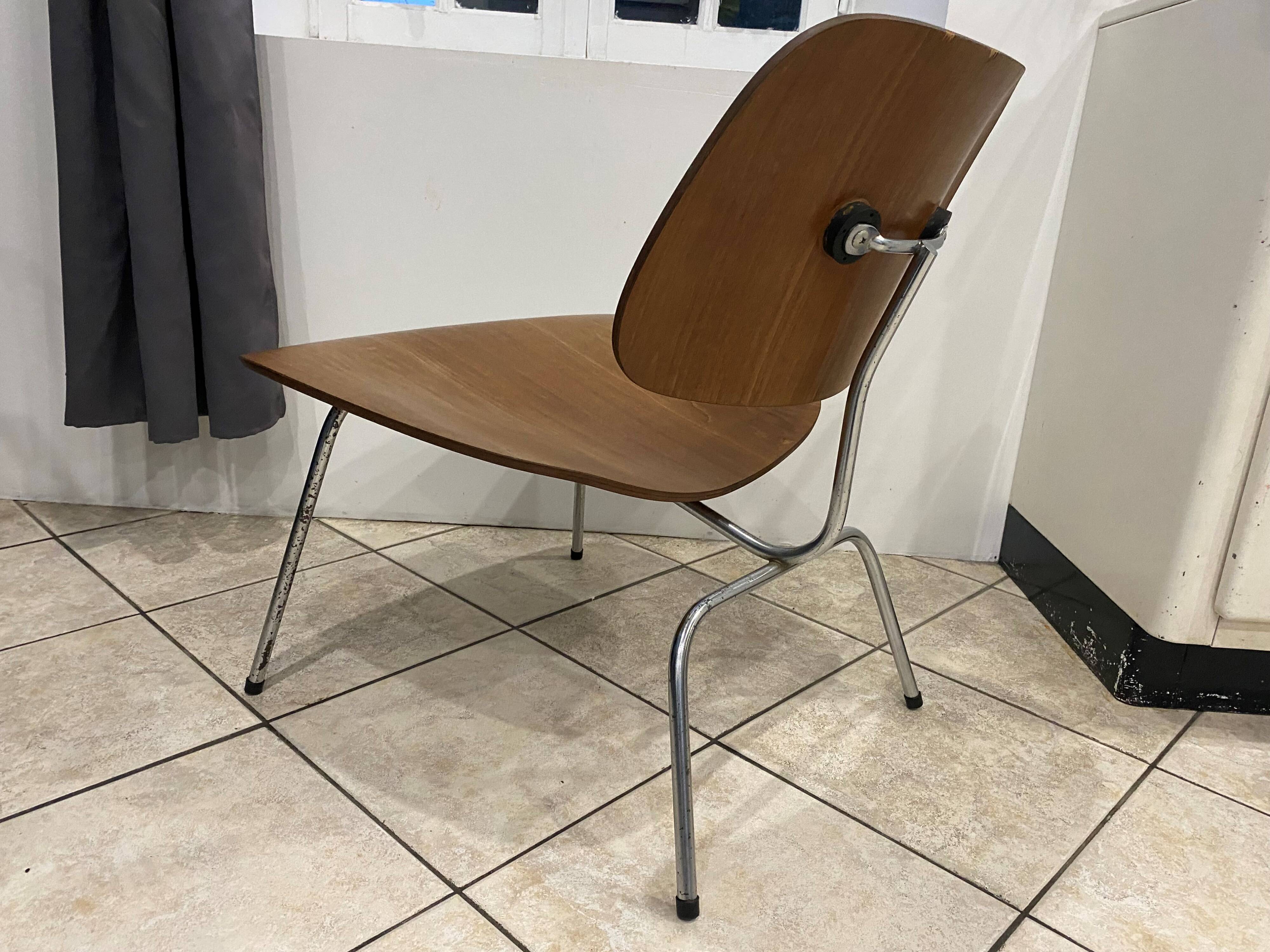 LCM Lounge Chair Metal Eames Herman Miller 1950