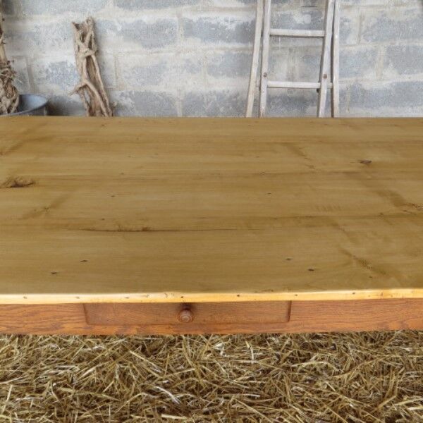 Farm table