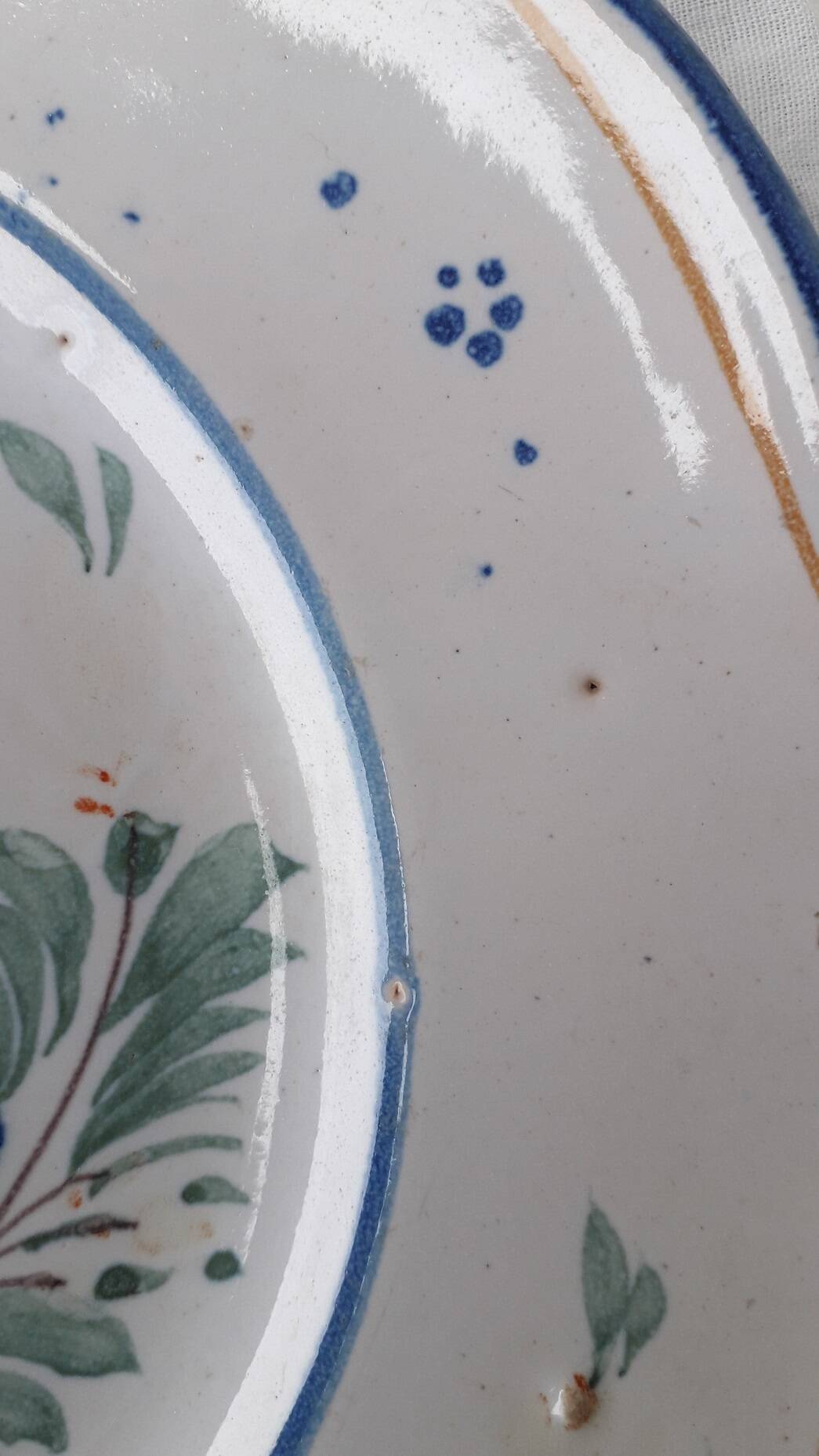 Nevers rooster plate