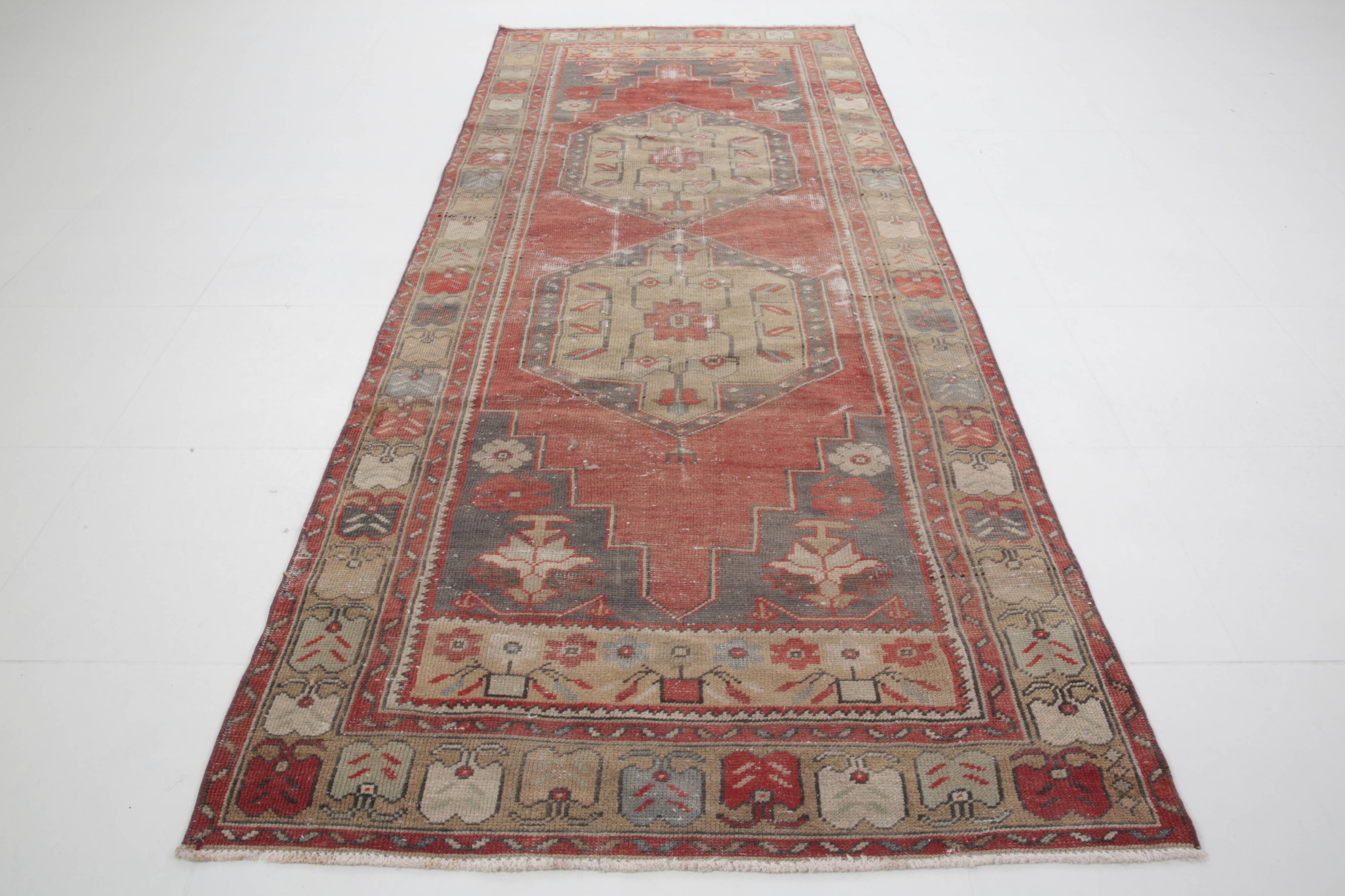 4x9 Rug For Entrway Red Classic Oriental Vintage Rug, 111x263Cm SK 3884
