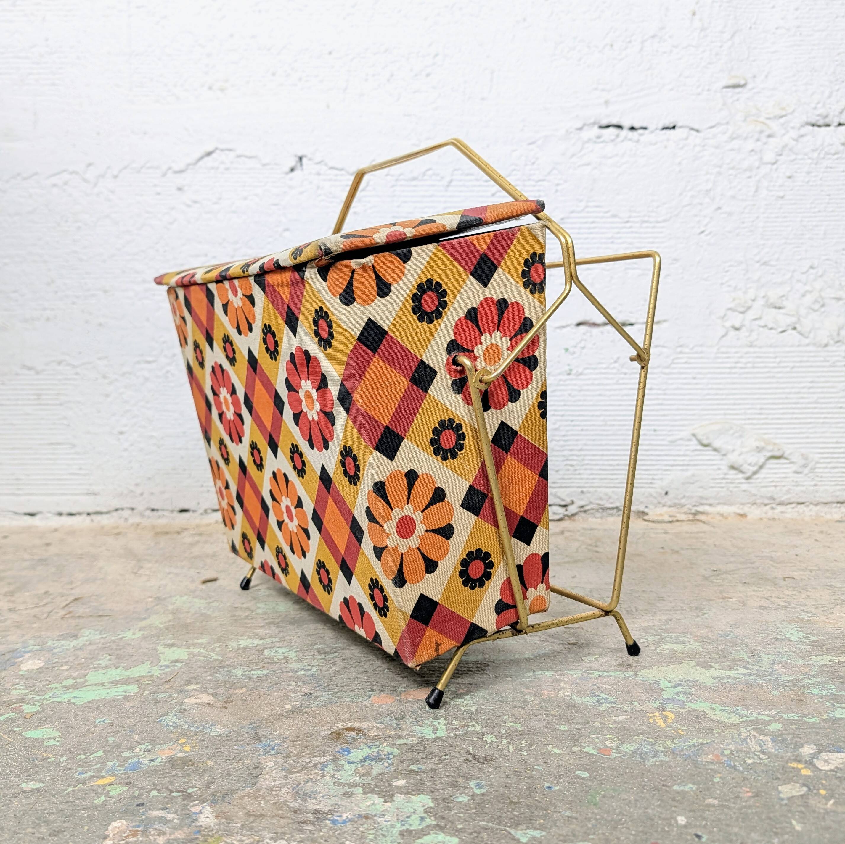 Porte-revues vintage flower power