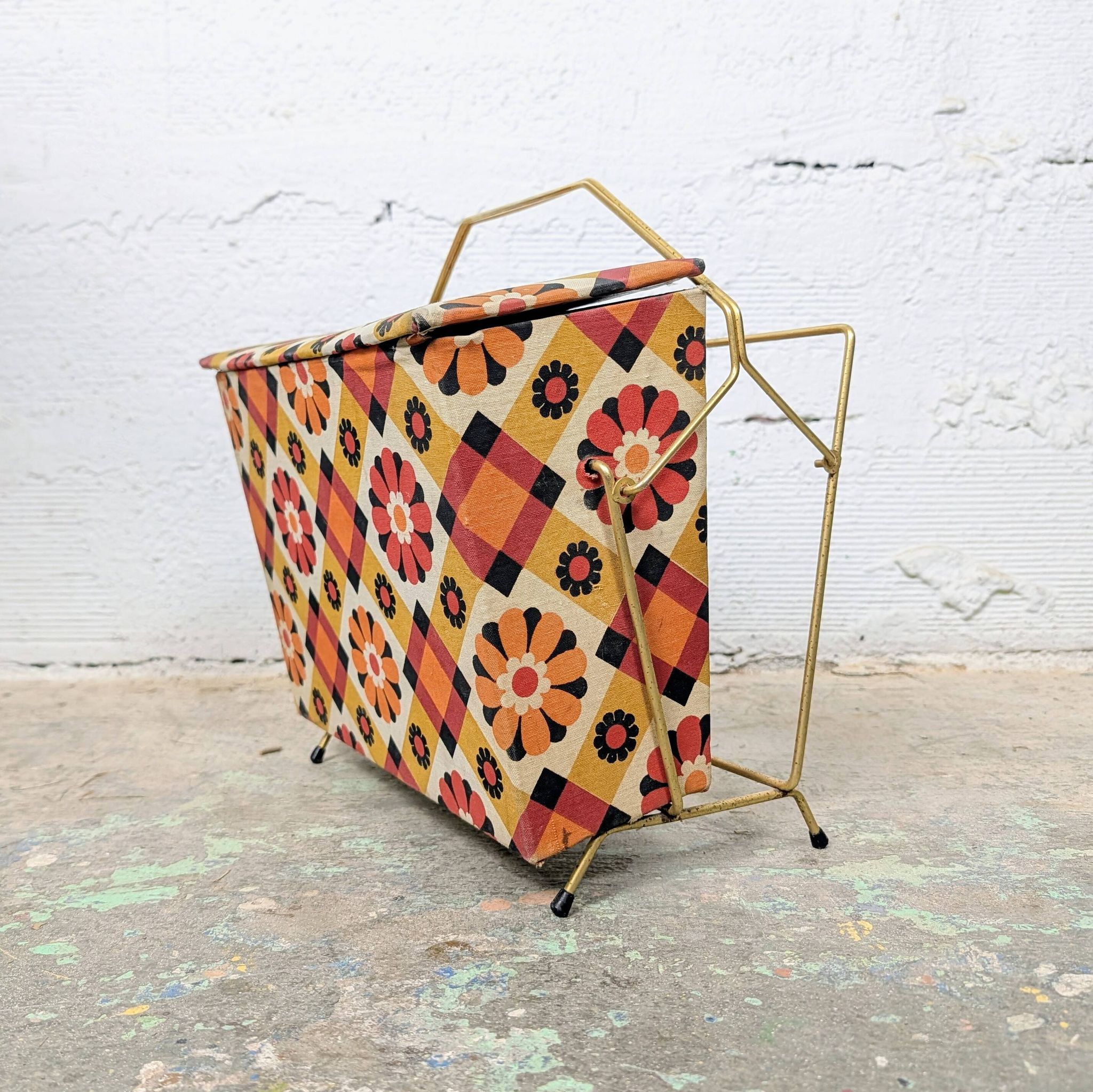 Porte-revues vintage flower power