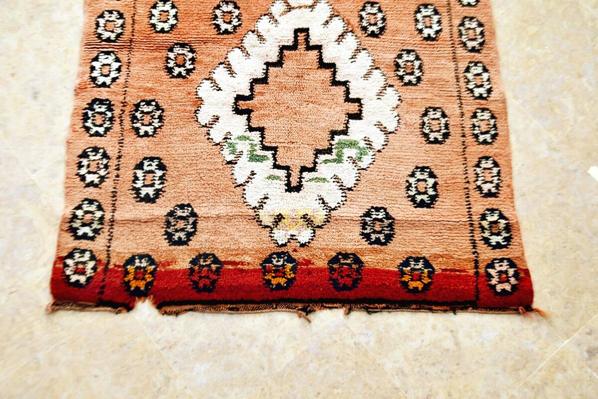 Moroccan Berber rug Zemmour Vintage 250 x 174 cm
