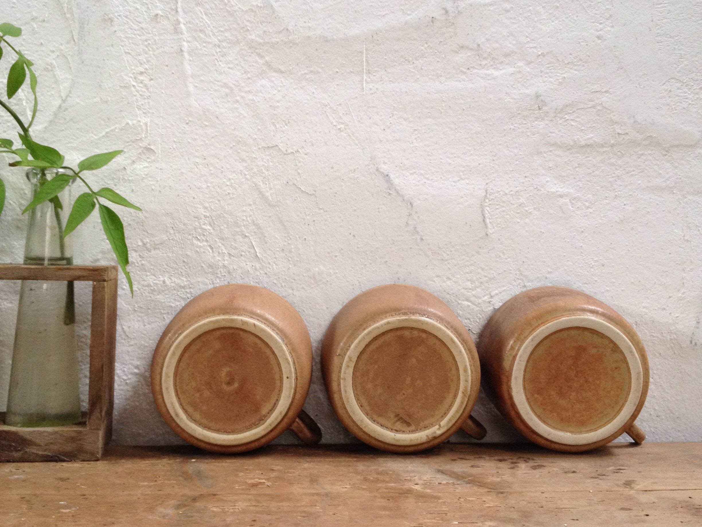 Trio of sandstone lunch cups