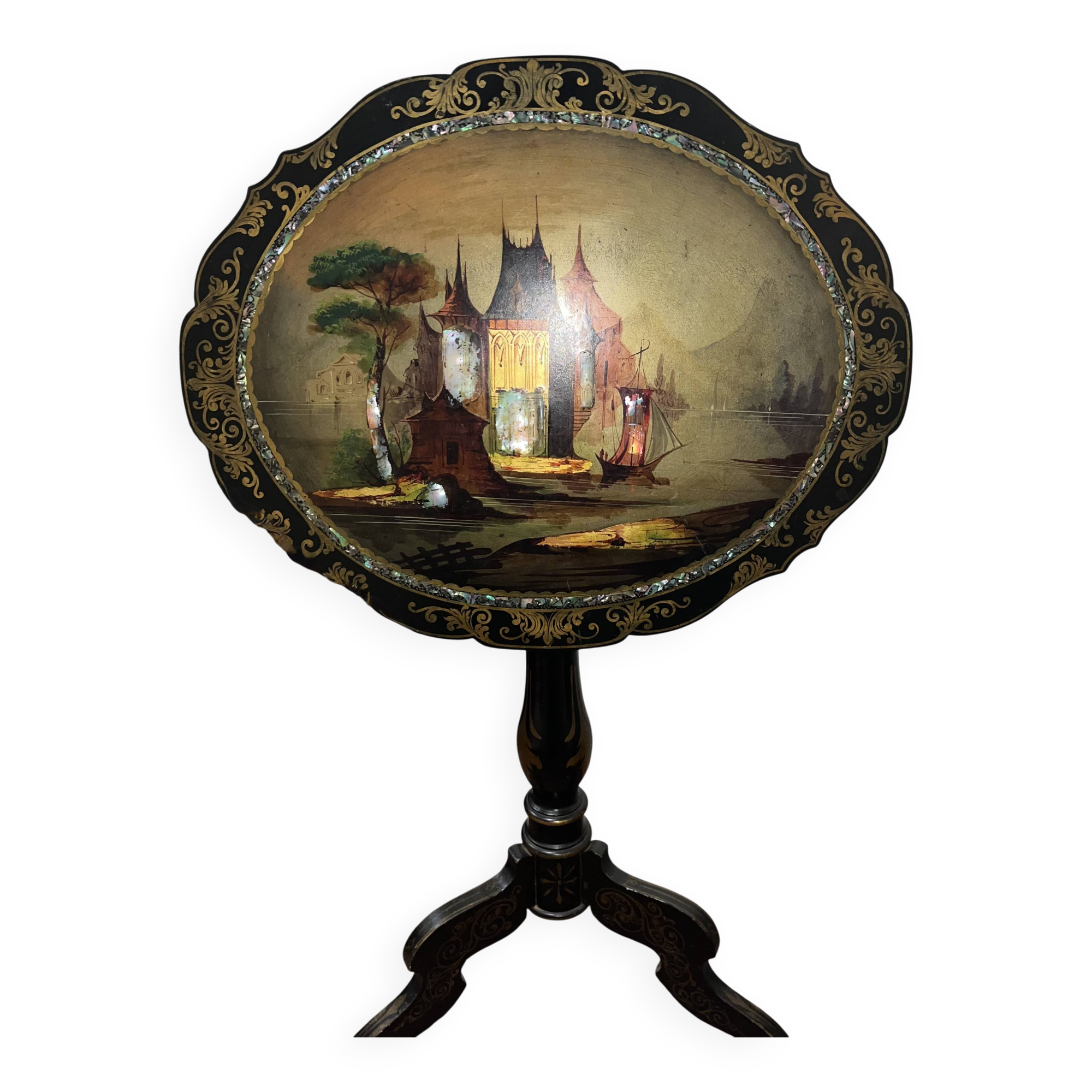 Napoleon III rocking table
