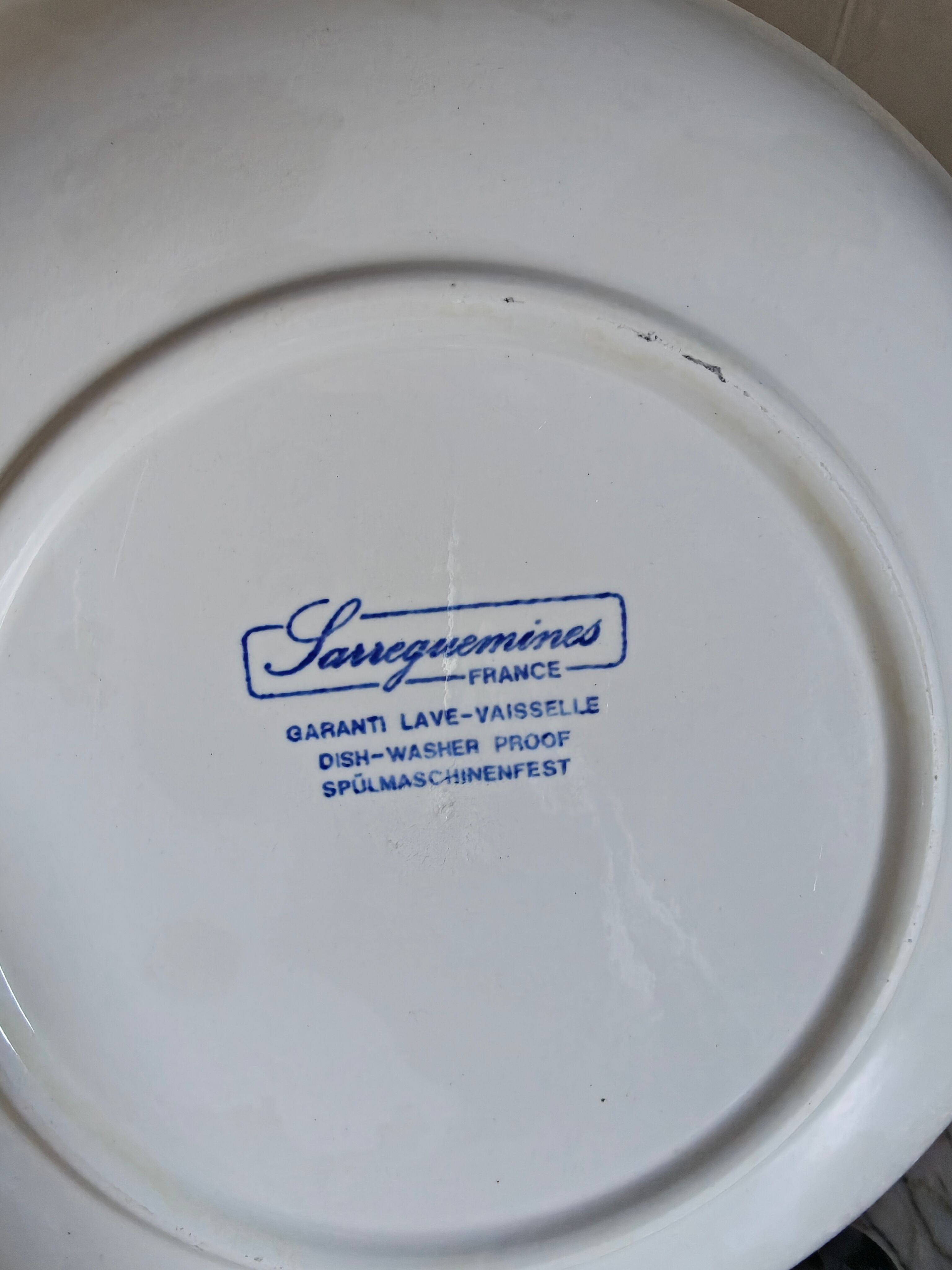 Shallow dish