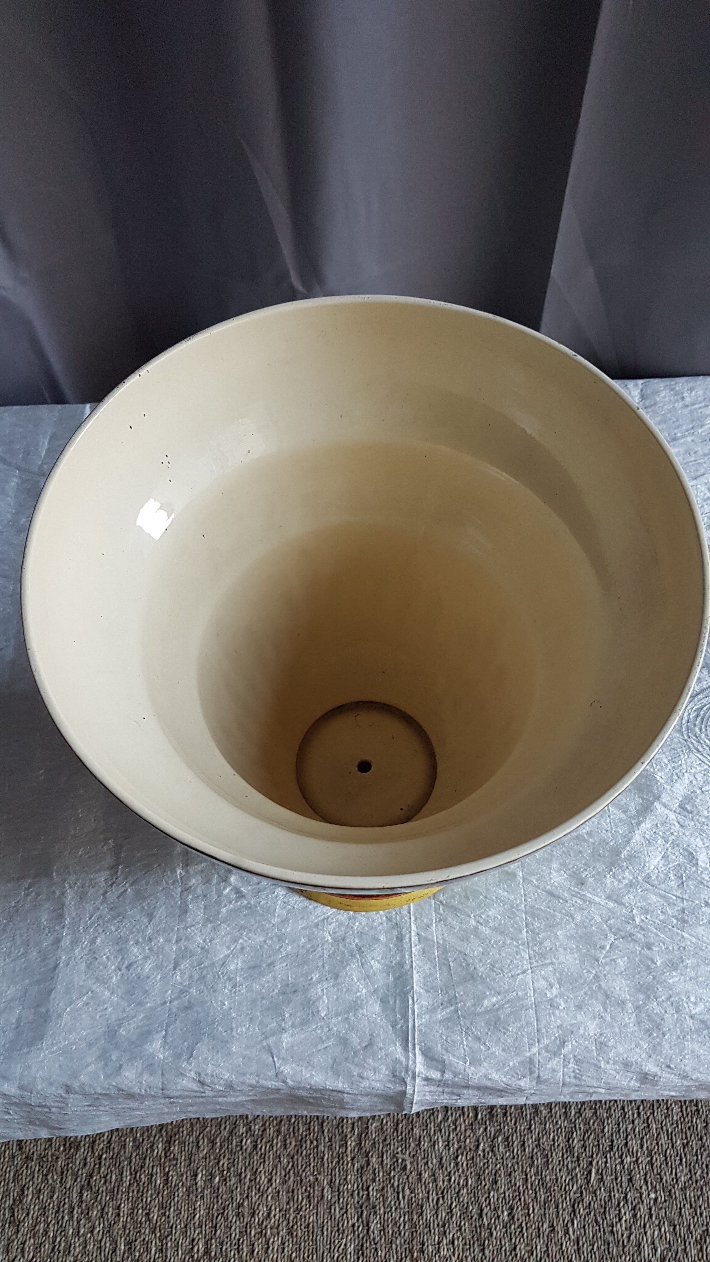 Art-deco vasque lamp in faience