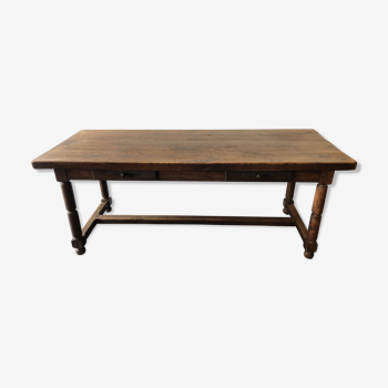 Farm table with stowed