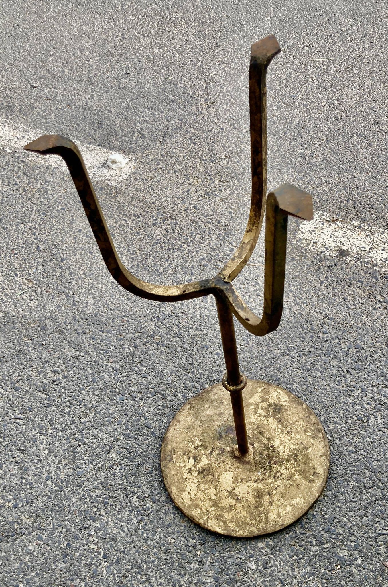 Henri POUENAT (1934-1987) Steel table or pedestal table with a golden patina
