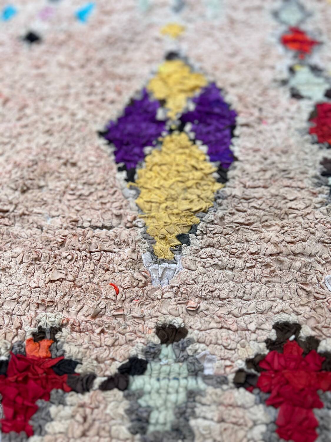 Rozia rug