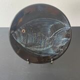 Ceramic fish plate