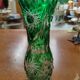 Vase vintage en cristal taillé vert Olenka (Pologne) – 21 cm
