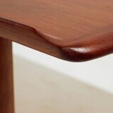 Restored teak coffee table (MK10666)