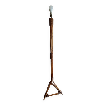 Pied de lampadaire tripode en bambou et rotin