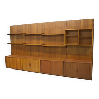 Kai Krisitiansen Teak Wall System For Feldballes Møbelfabrik. 1960s.