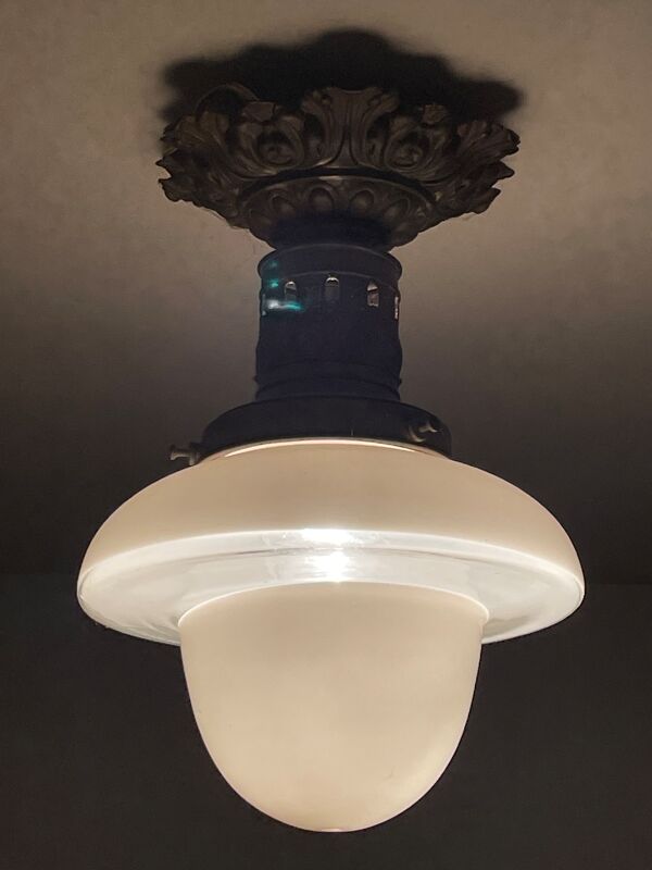 Lustre ancien art deco plafonnier vintage lampe opaline circa 1930
