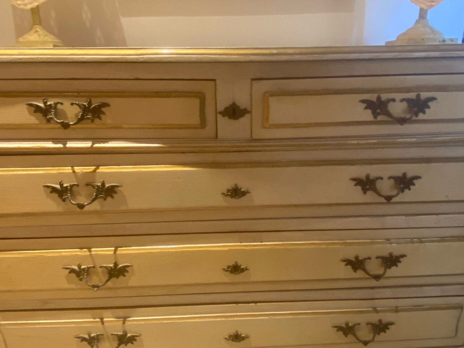 Antique chest of drawers