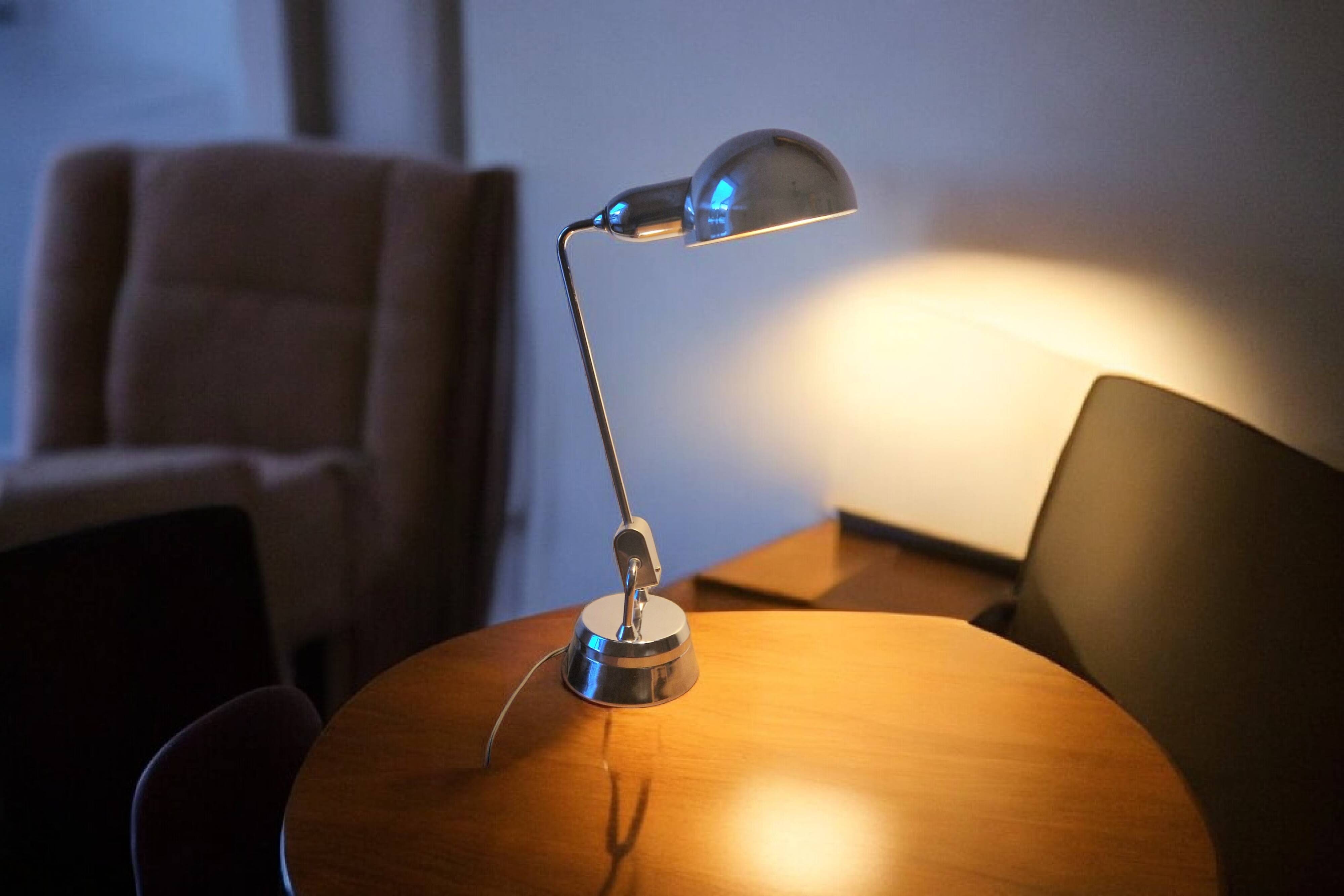 Lampe jumo modèle 600 - design jujeau&mounique - edition 1940