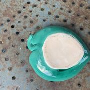 Empty pocket, duck soap dish on green barbotine leaf vintage
