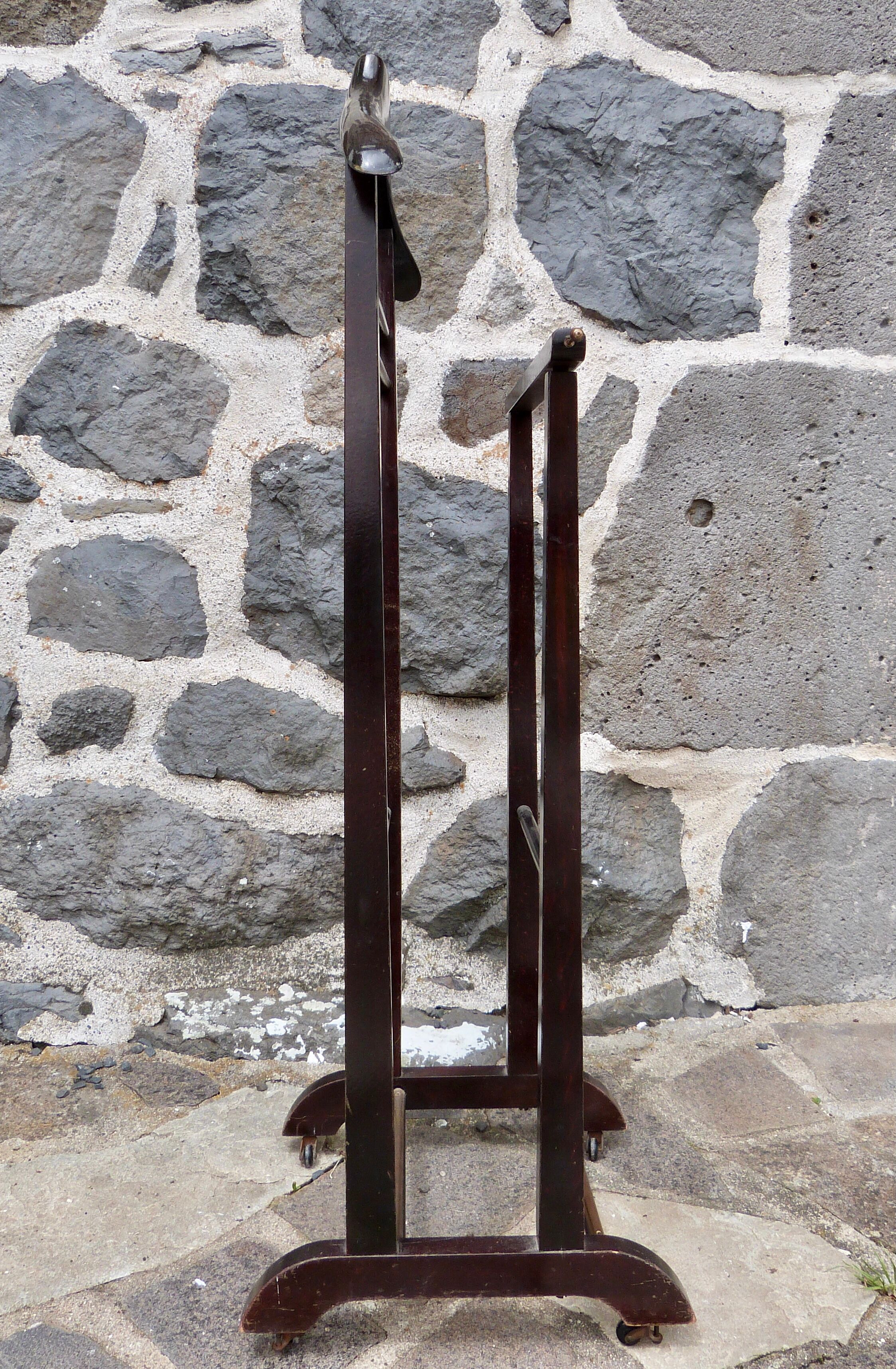 Italian design wheeled valet