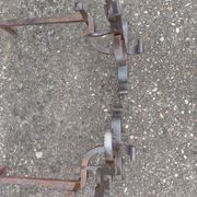 Pair of fleur-de-lys pattern andiron