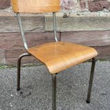 4 chaises d'école Vintage