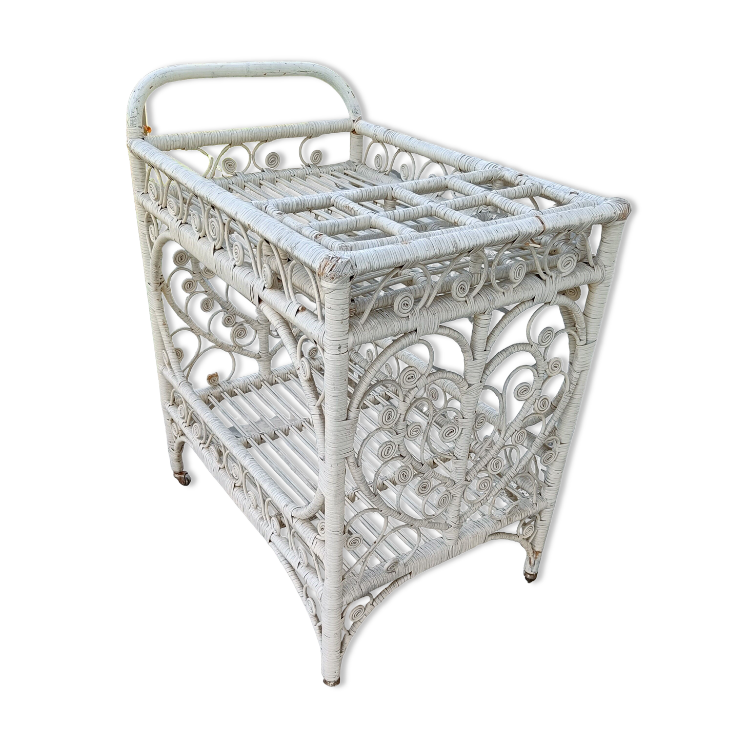 Desserte en rotin vintage