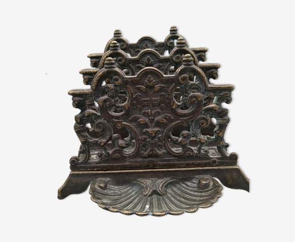 Porte courrier en bronze